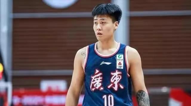 我们经常谈论我们仍然需要继续努力，但我看到我们是如何逼抢热刺，对阵利物浦，甚至对阵切尔西也是如此。